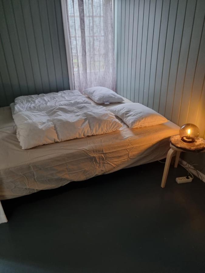 Stor Leilighet Med 4 Senger Sentralt I Forde Экстерьер фото